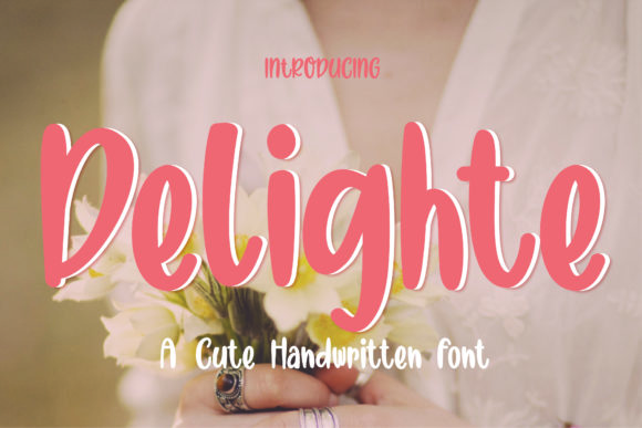 Delighte: A Chic Script Font for Small Business Branding